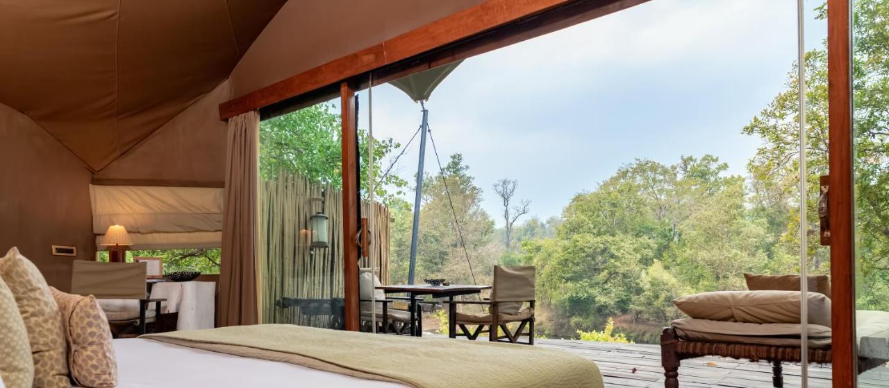 Banjaar Tola Kanha National Park - A Taj Safari Lodge Extérieur photo